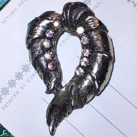 Vintage Leaf Wrap AB Crystal Brooch - Picture 11 of 16